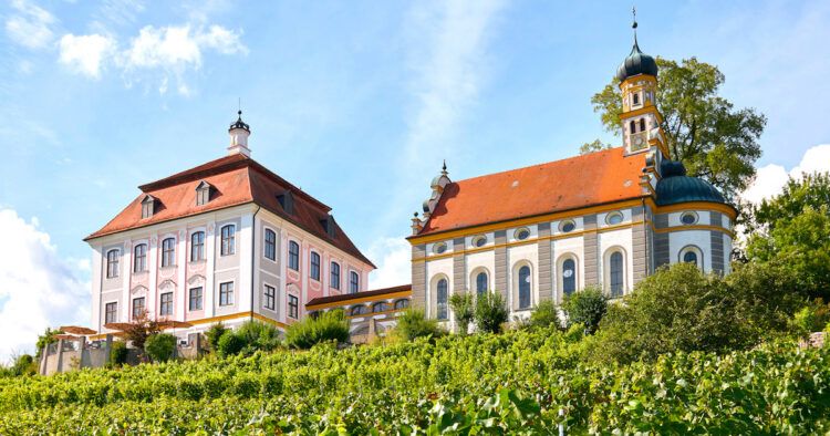 Hotel Schloss Leitheim featured
